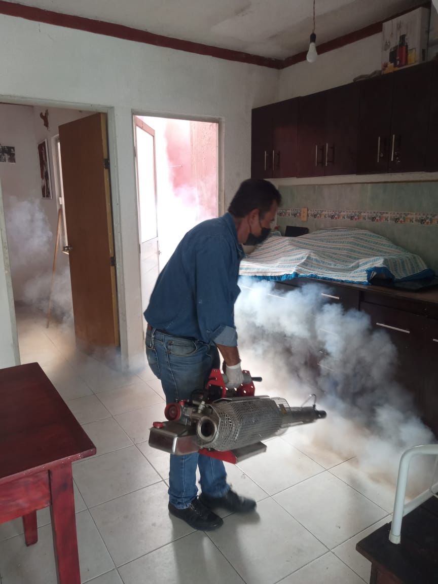 Avanza jornada de fumigación preventiva en Fortín