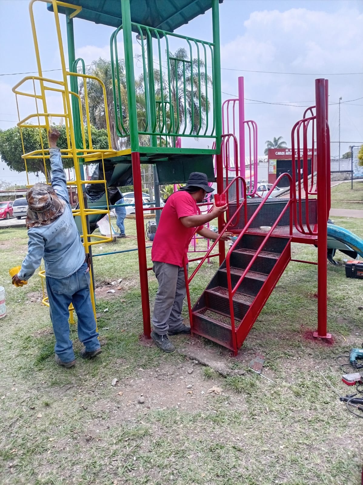 Jefatura de Áreas Verdes atiende parques municipales; exhortan a la ciudadanía a respetar y cuidar los espacios rehablitados