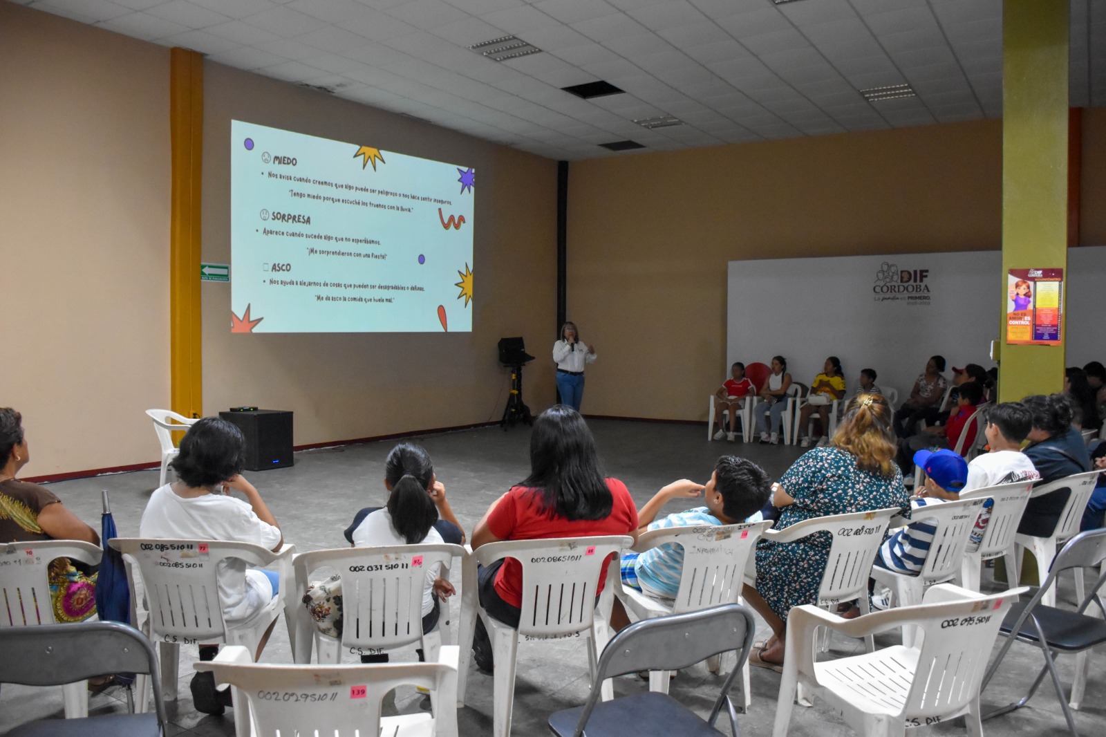 DIF Córdoba fortalece vínculos a través de taller psicoeducativo “Conectando contigo”